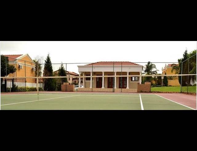 4 BEDROOM HOUSE FOR SALE IN KYALAMI ESTATES